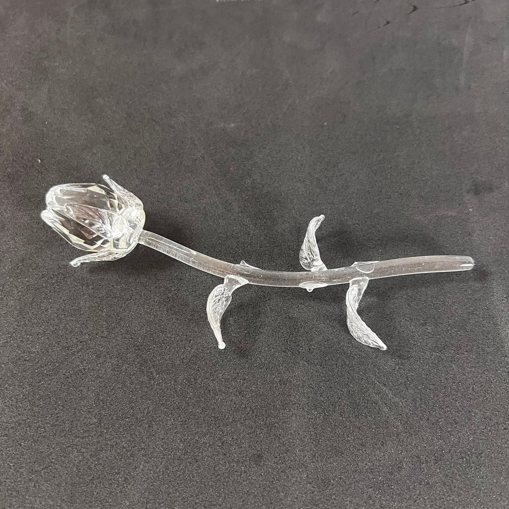 Unbranded Crystal Rose Figurine Unisex OS Clear Excellent Faceted Glass Flower